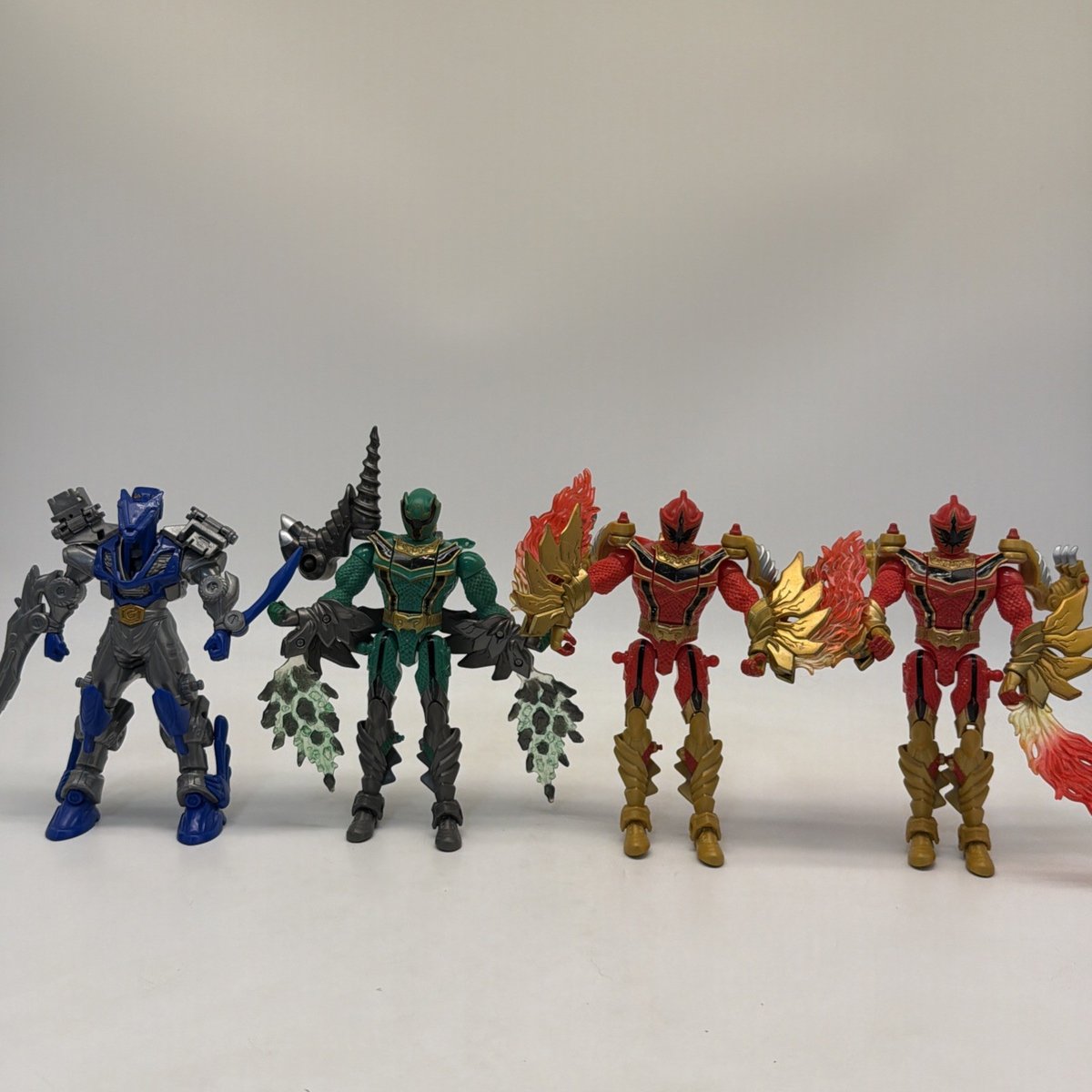 Lotto Power Rangers Mystic Force e Figurine Blue Ranger Rpm!