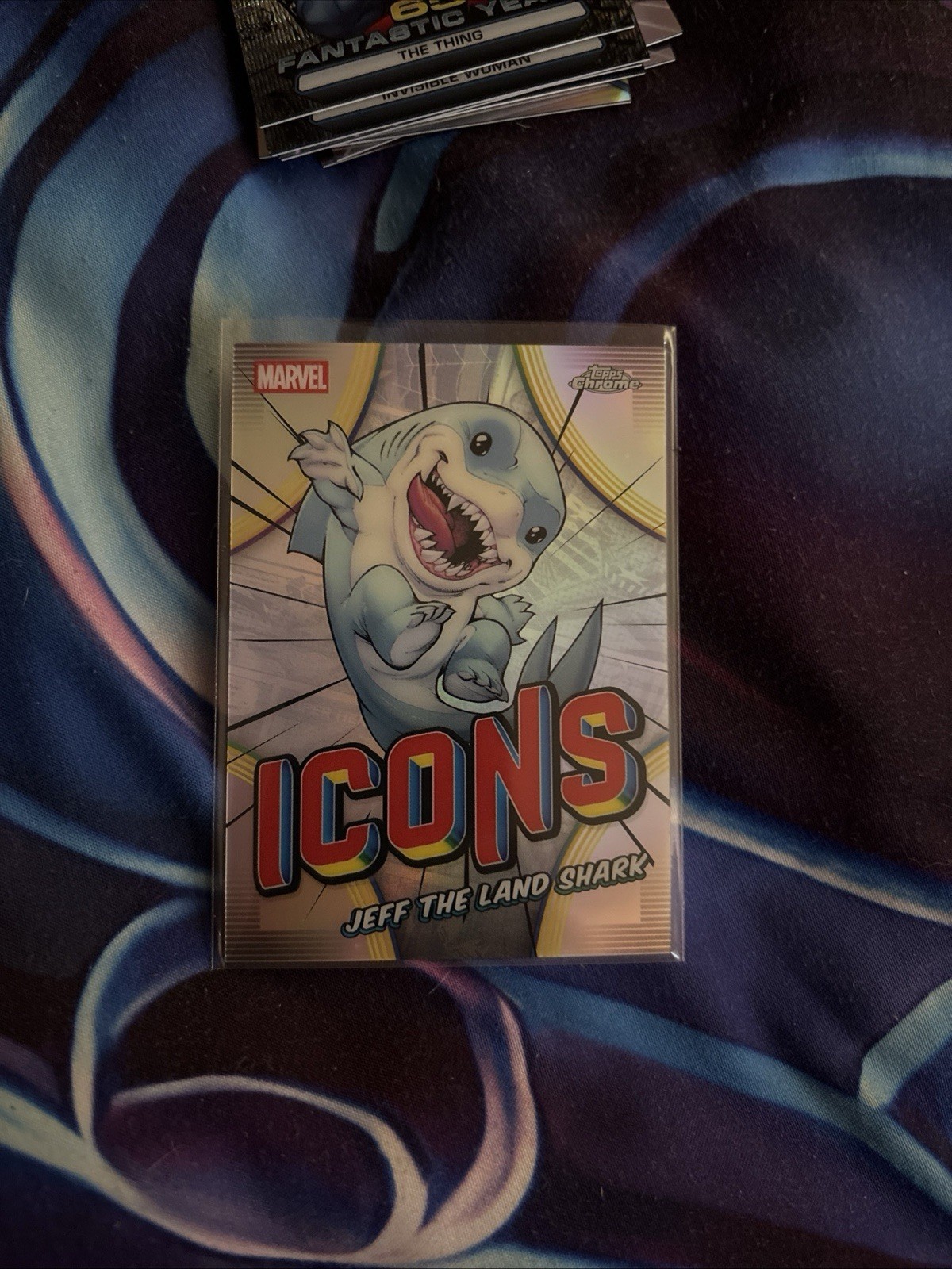 2026 TOPPS CHROME MARVEL - ICONS - Jeff The Land Shark MI-09 - REFRACTOR