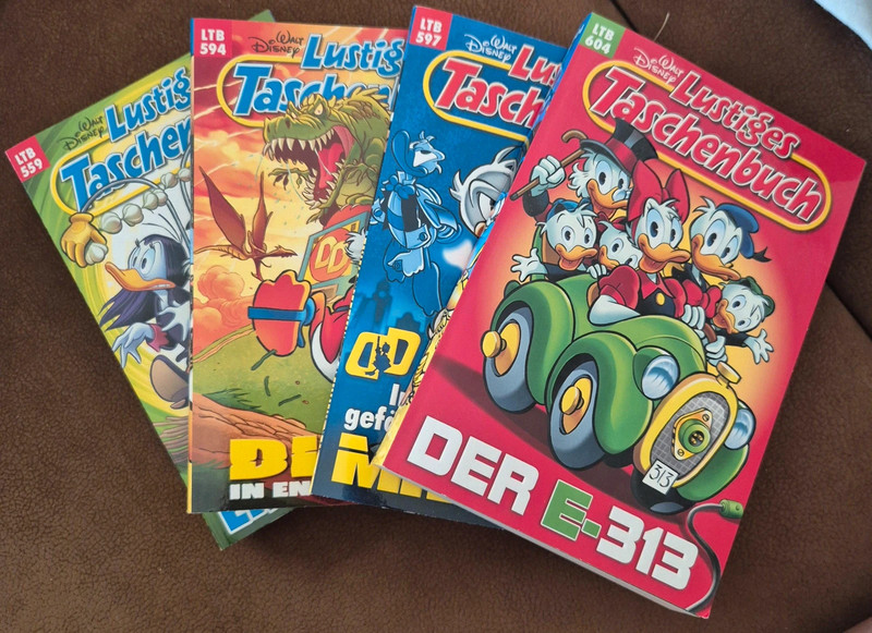 4 Taschenbücher