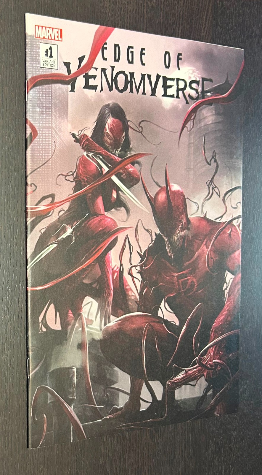 EDGE OF VENOMVERSE #1 (Marvel Comics 2017) -- VARIANTE Mattina Limited -- quasi nuovo-