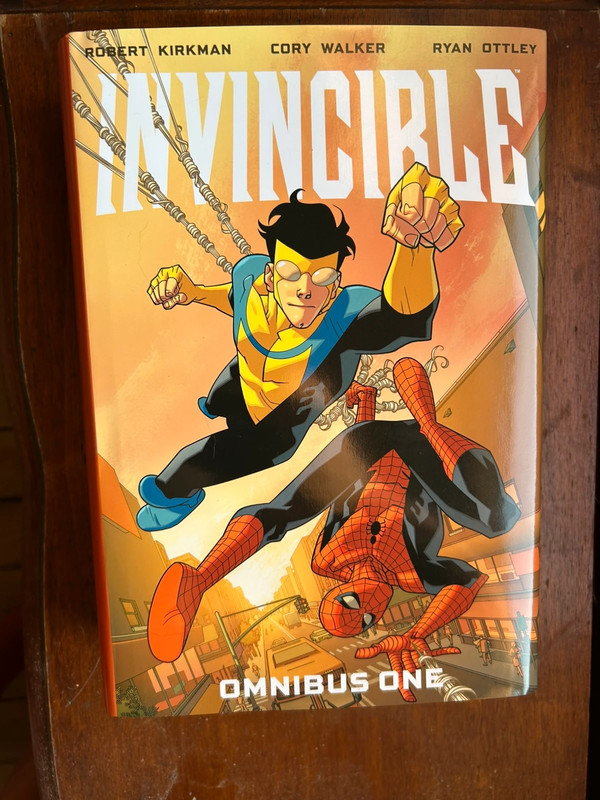Invincible - omnibus Vol. 1