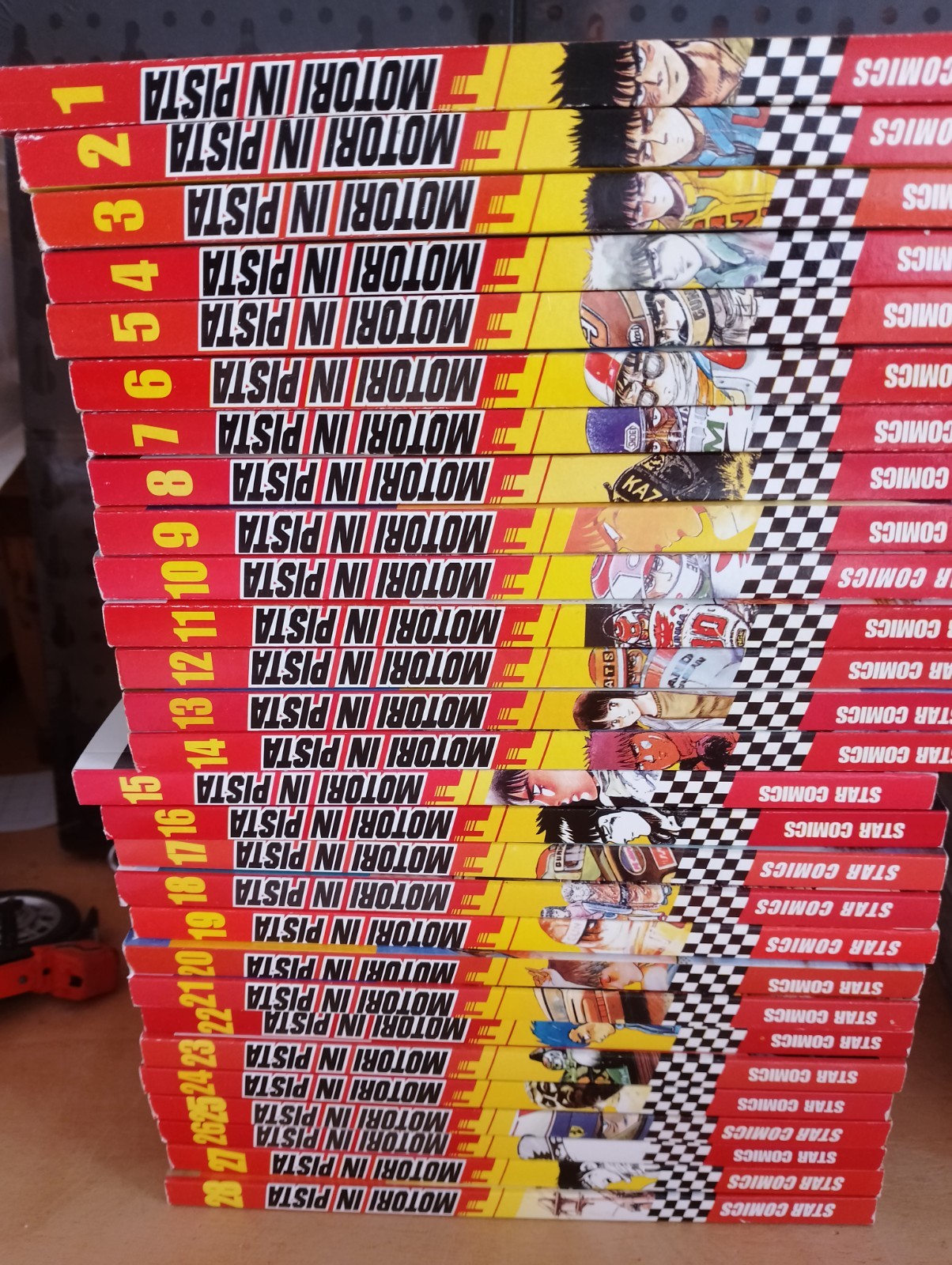 F-motori in pista 1/28 completa star comics
