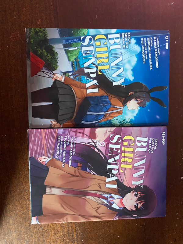 Primo e secondo manga bunny girl senpai
