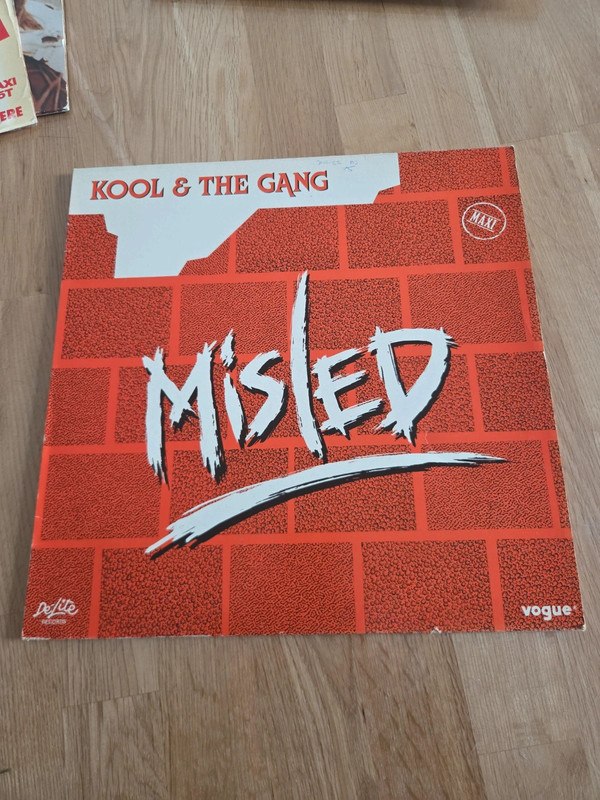 Vinyle kool and the gang misled