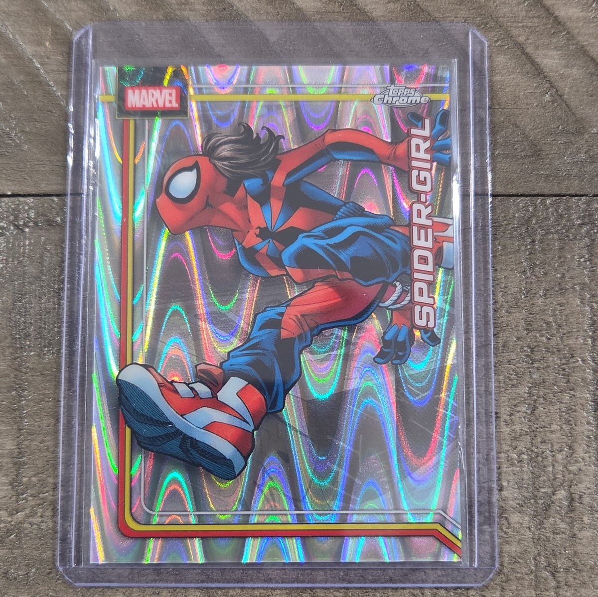 2021 Topps Chrome Marvel | Spider-Girl | #161 Raywave Parallelo/Varietà
