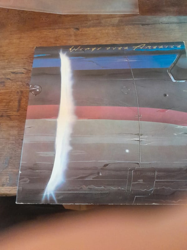 Triple album des Wings seul album live