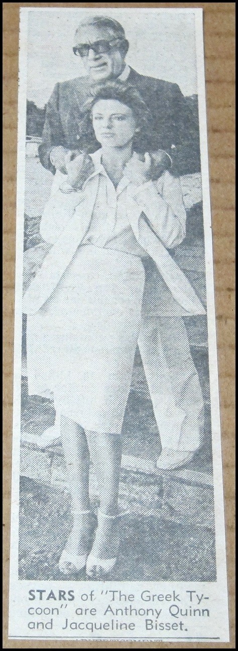 1977 Anthony Quinn Jacqueline Bisset foto ritaglio giornale 2"x7" magnate greco