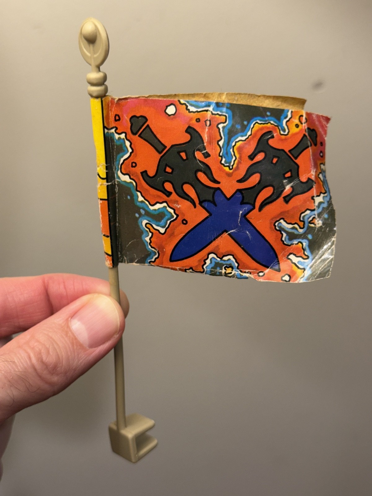 Vintage 1981 Mattel MOTU Castle Grayskul Flag and Pole Original Part