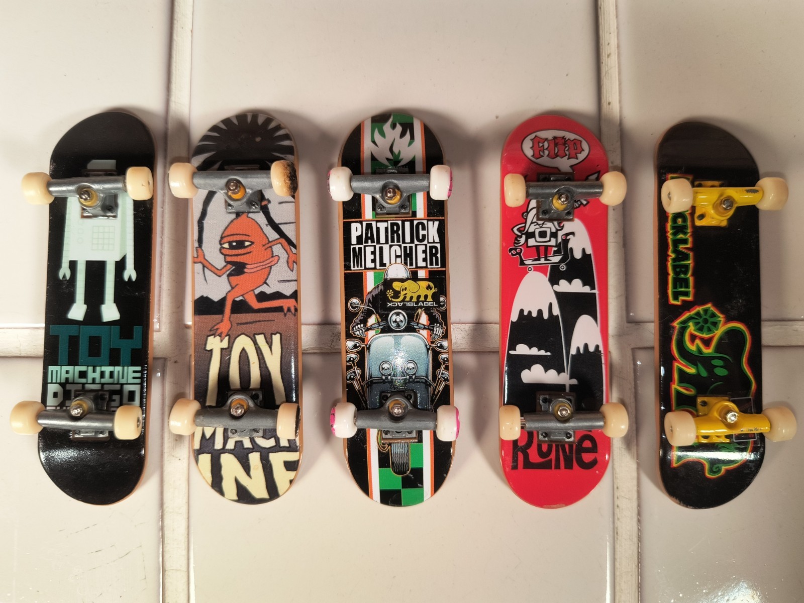 5 TECH DECK FINGER SKATEBOARD PATRICK MELCHER BLACK LABEL FLIP RONE MACCHINA GIOCATTOLO