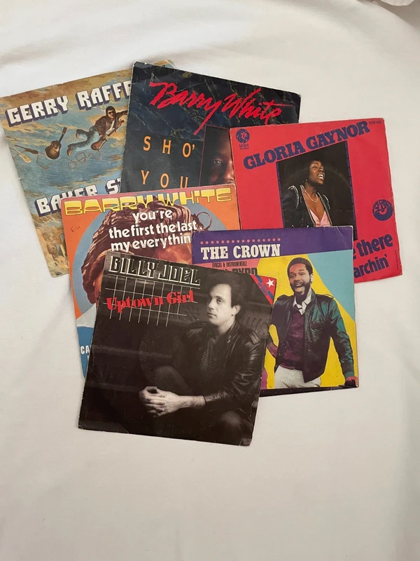 Lot de 06 vinyles 45T (lp 7") de divers artistes anglophones