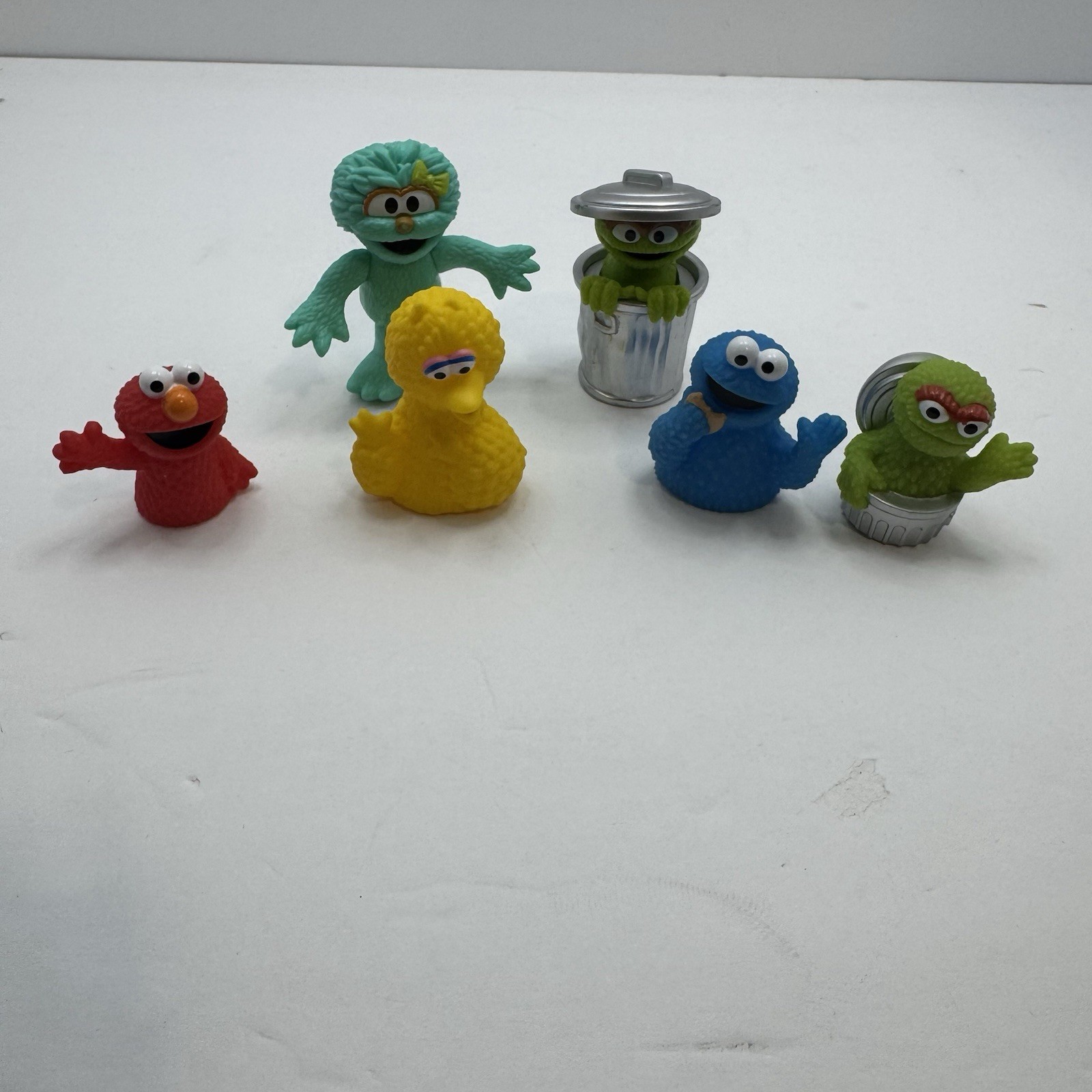 Figurine Sesame Street lotto misto di 6 Oscar The Grouch Big Bird Rosita Elmo