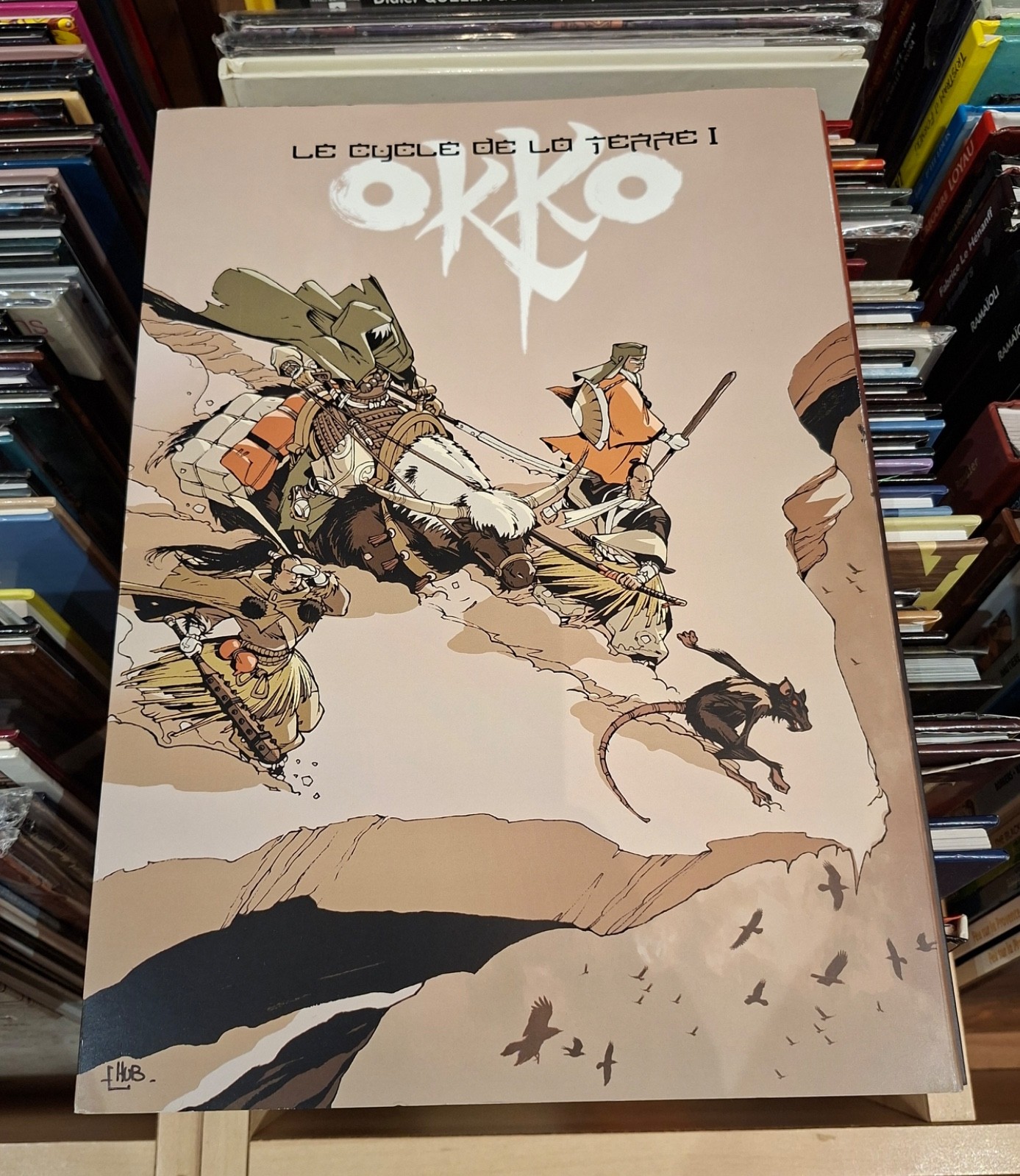 OKKO T.3 Le Cycle de la Terre I _ Hub _ Delcourt / EO 2007 Coffret BDCAF'Mag
