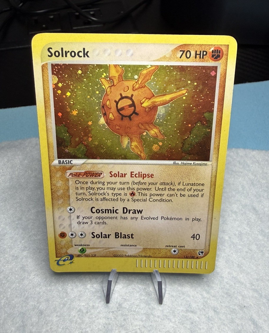 Pokemon Solrock 13/100 quasi nuovo raro Reverse Holo EX Tempesta di Sabbia (2003 VINTAGE) 