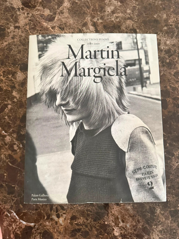 Martin Margiela – Collections Femme 1989-2009 – Catalogue Palais Galliera (Paris Musées)