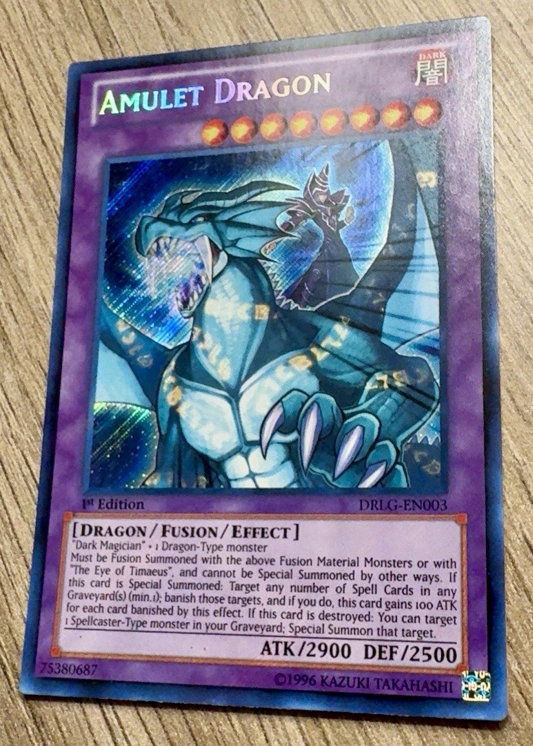 Amulet Dragon DRLG-EN003 Dragons of Legend 1st Edition