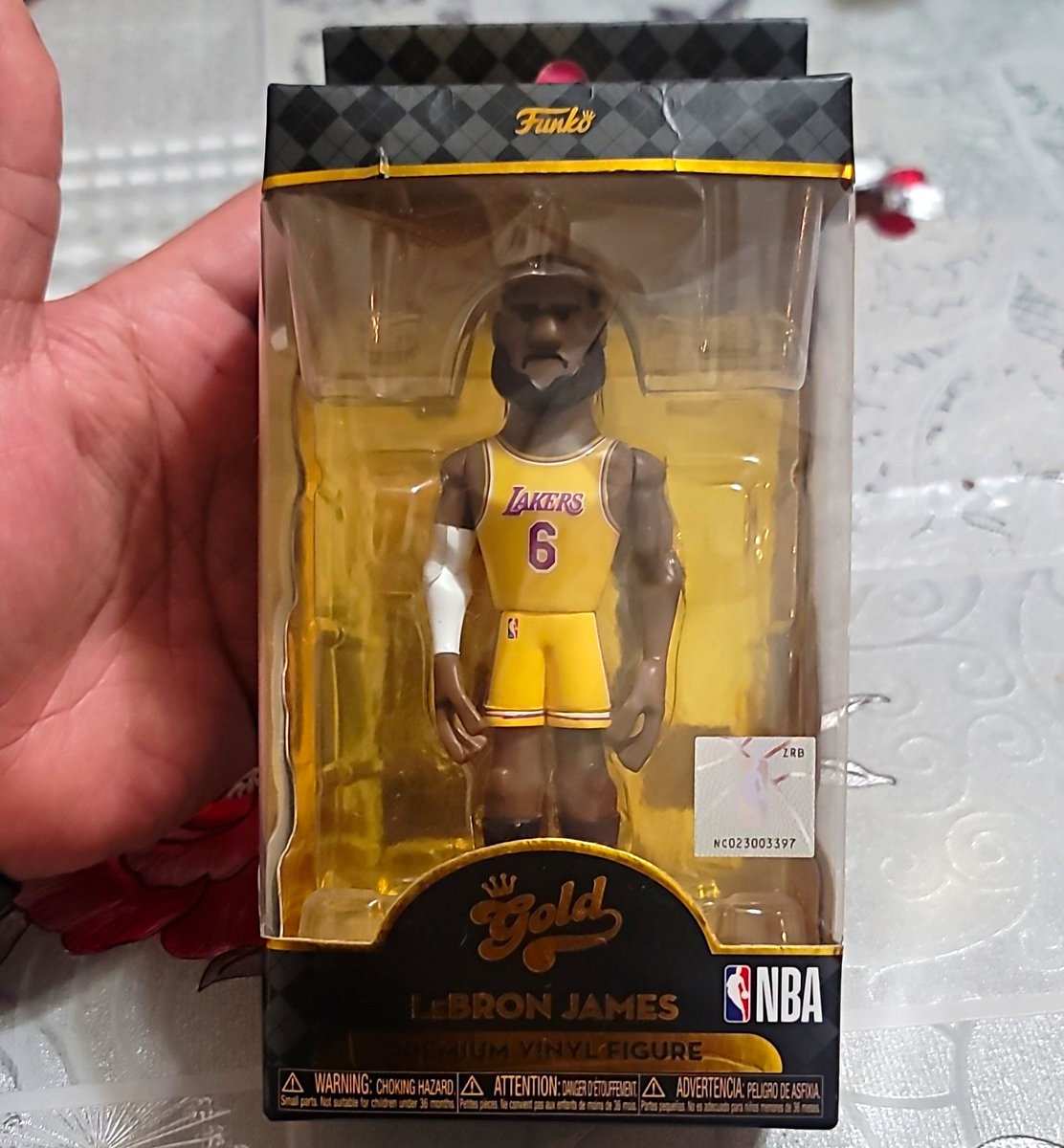 Funko Gold NBA LeBron James Los Angeles Lakers #6 figurina vinile 2021