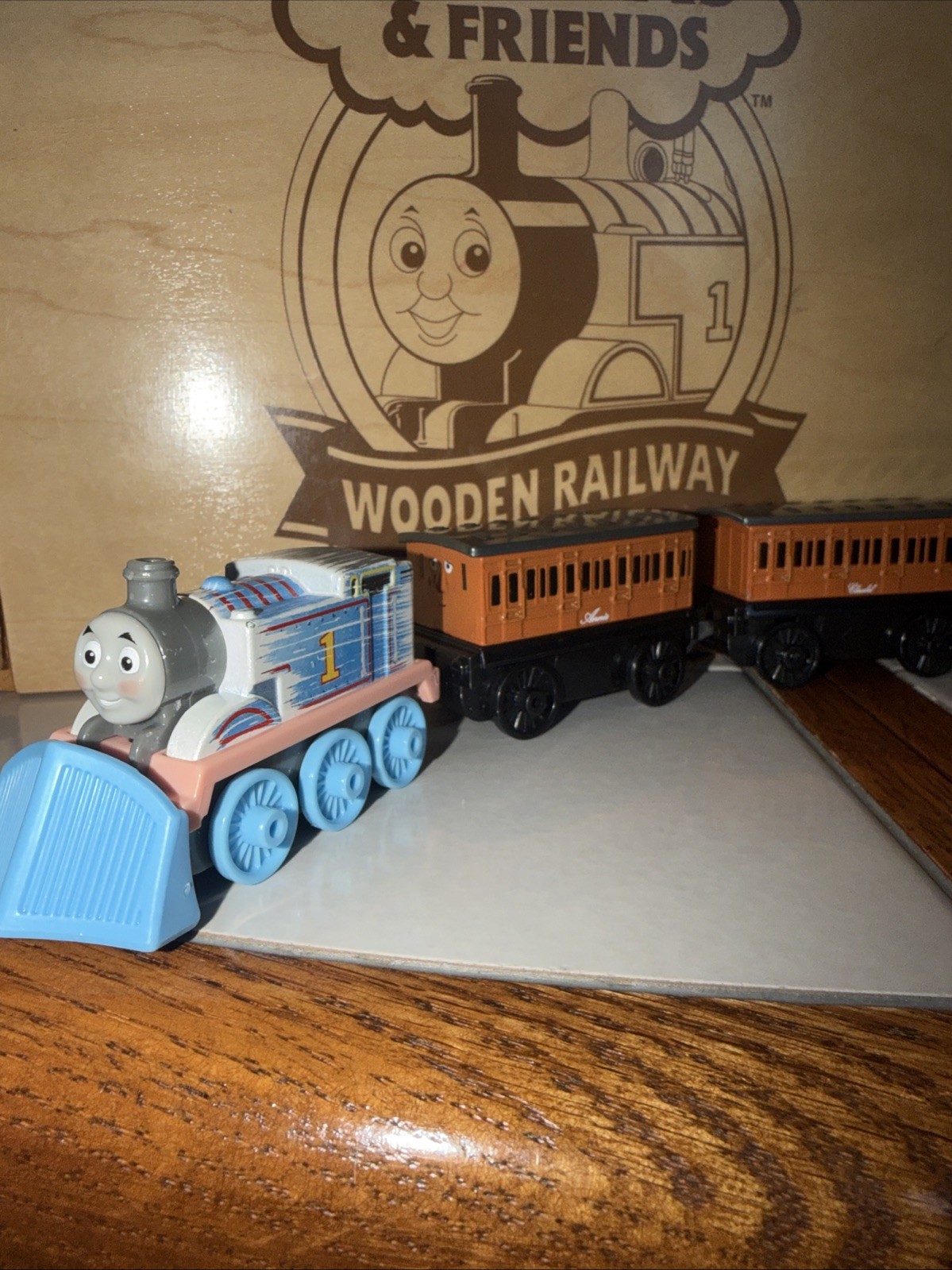 SNOWPLOW THOMAS ANNIE Clarabel Friends TRAIN ! TRACKMASTER PUSH ALONG DIECAST