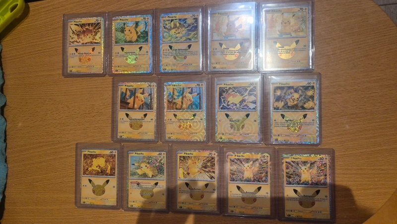 Cartas pokemon Pikachu 30th aniversario