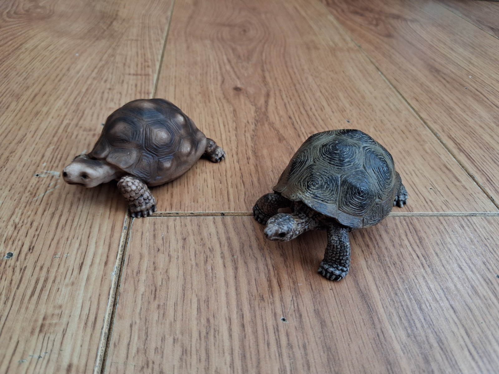 X 2 FIGURINE TARTARUGA SCHLEICH ANIMALI 