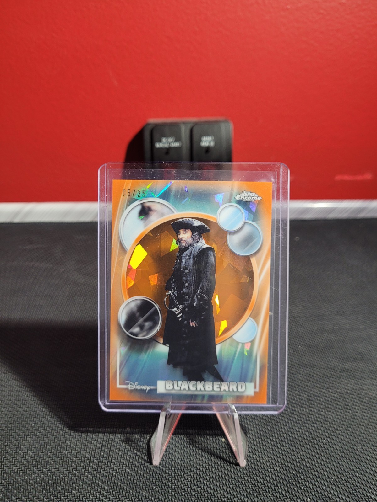2026 Topps Chrome Disney Blackbeard orange ice /25 SP Pirates Of The Caribbean