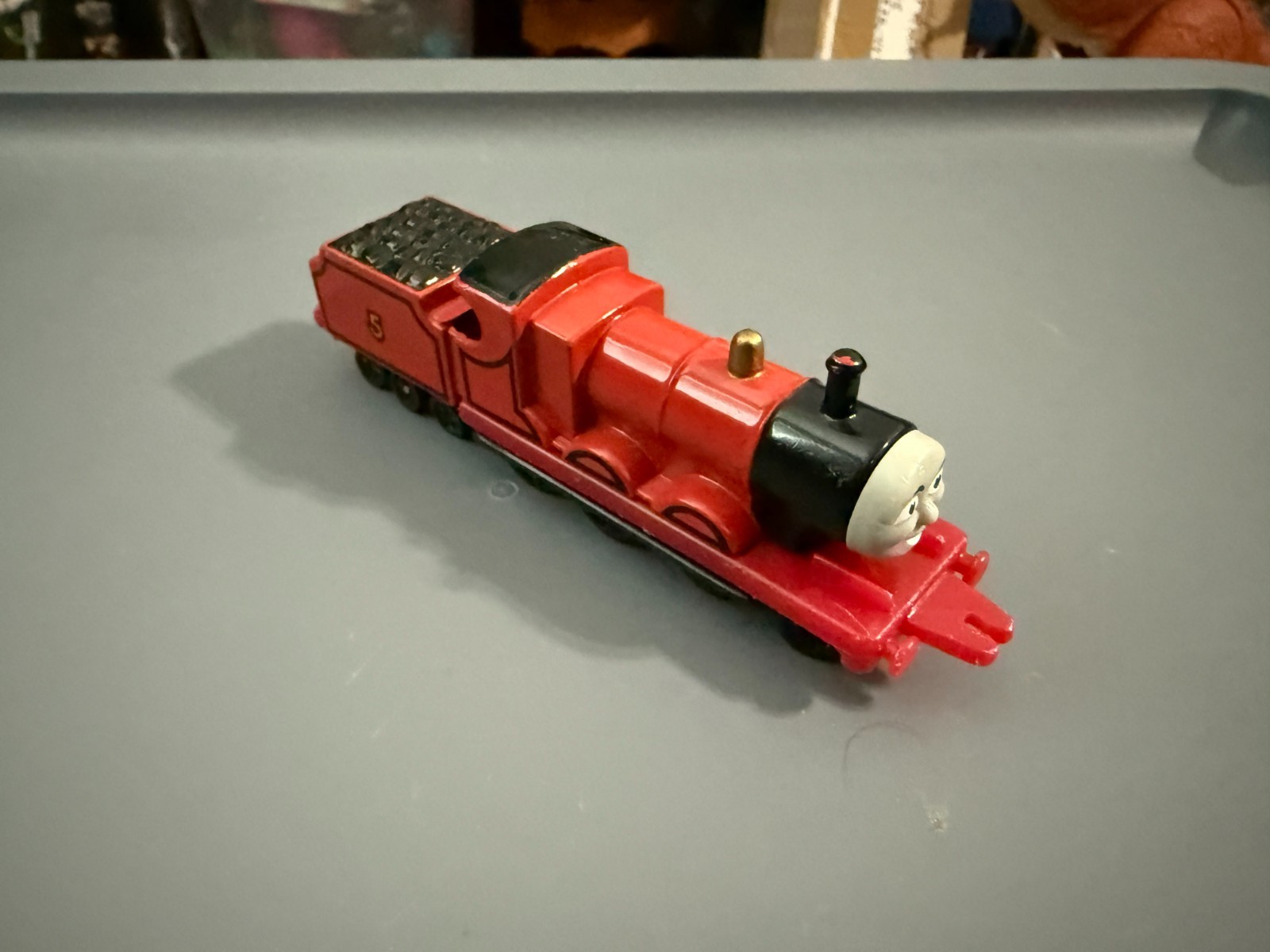 1987 ERTL Thomas The Tank  Engine & Friends JAMES RED ENGINE #5 Diecast Train