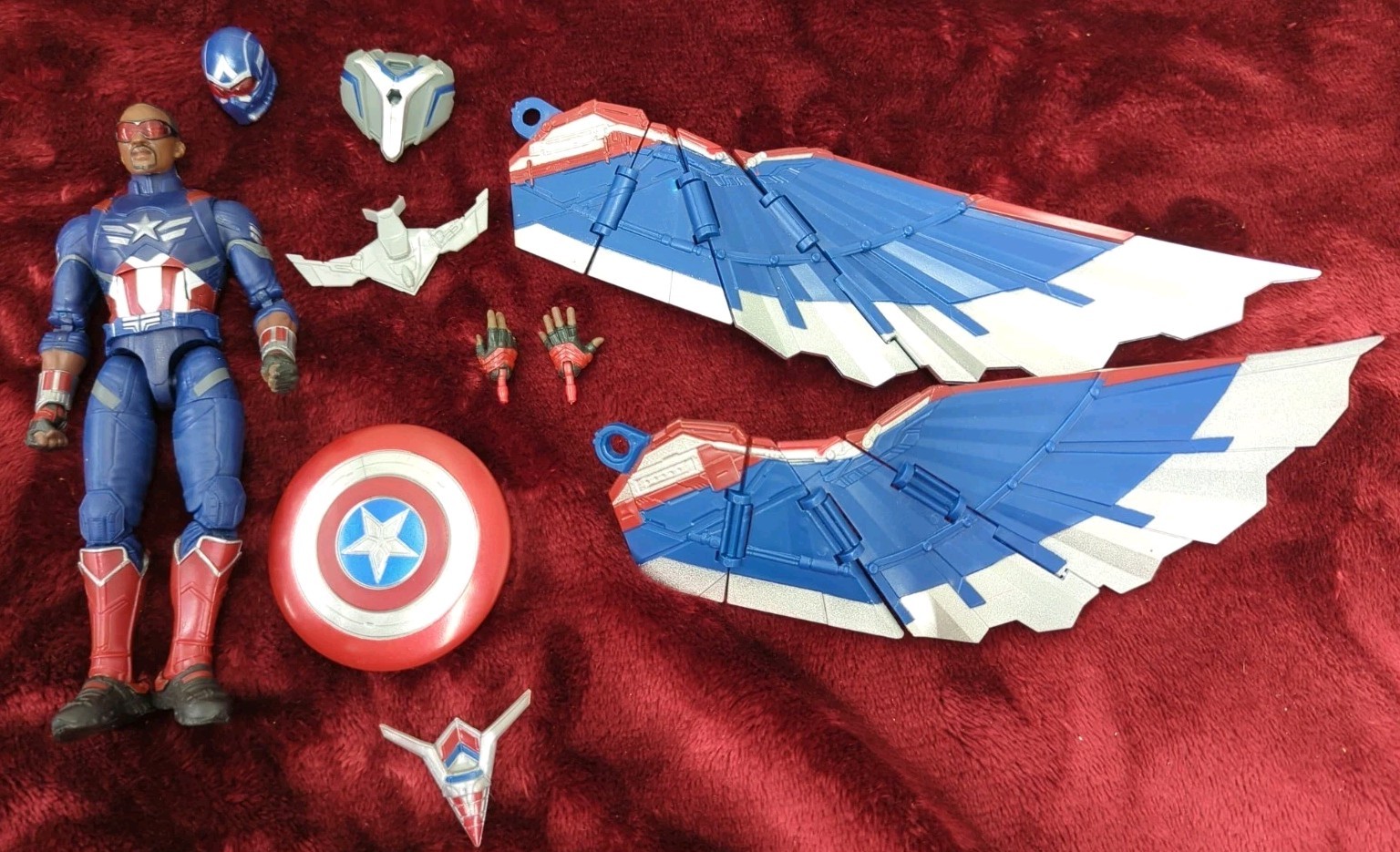 Marvel Legends Brave New World Capitan America Figura Deluxe INCOMPLETO