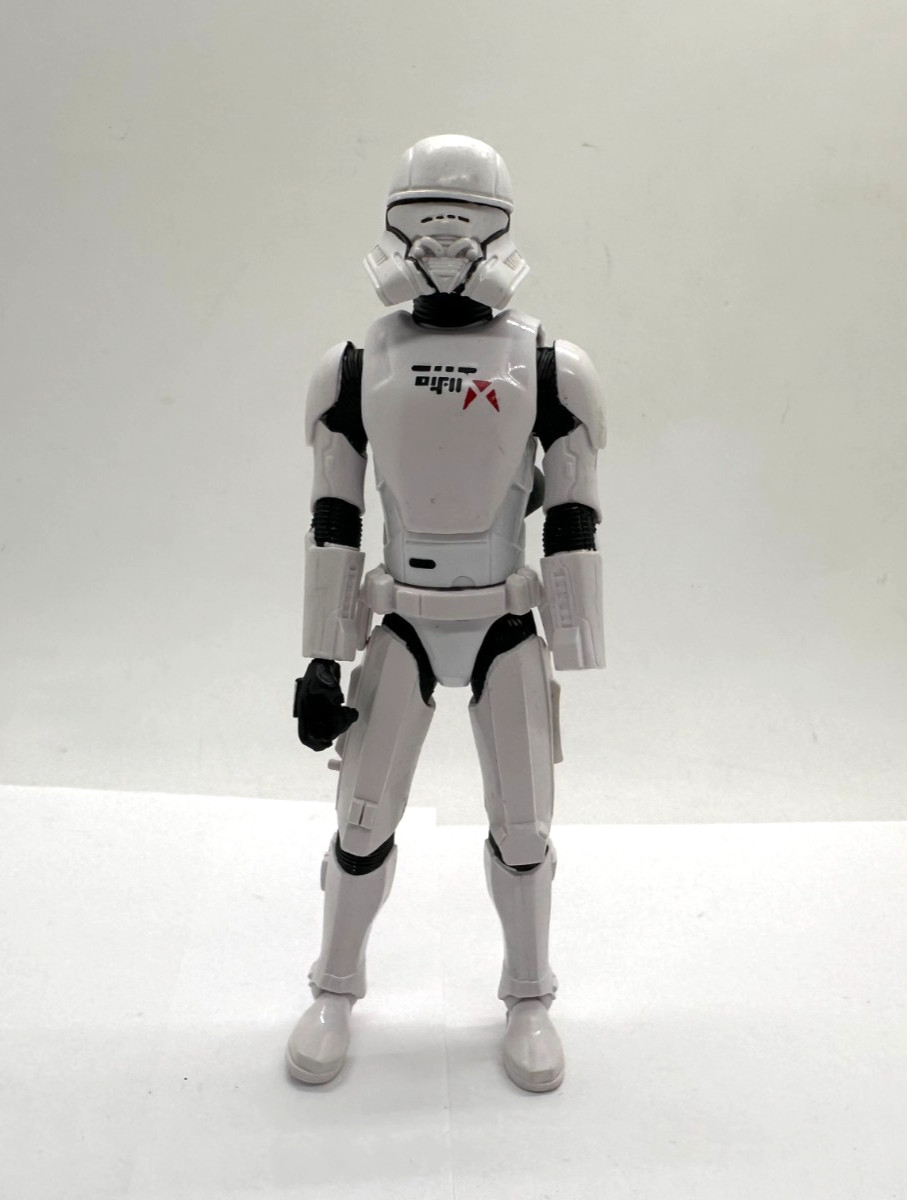 Figurina STAR WARS SERIE NERA CARBONIZZATA PRIMO ORDINE JET TROOPER 6" (LEGGI)