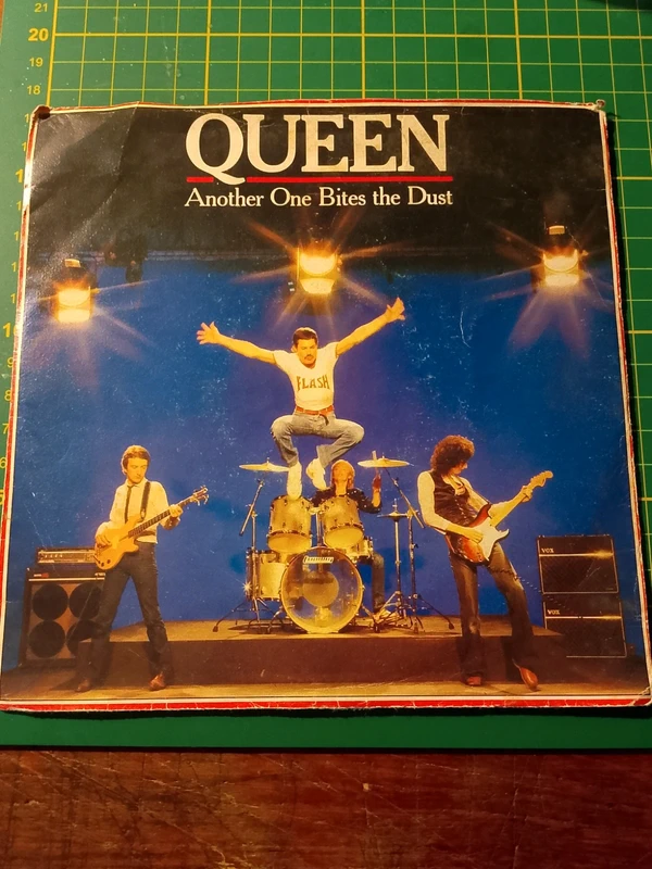 Vinile Queen 45 giri