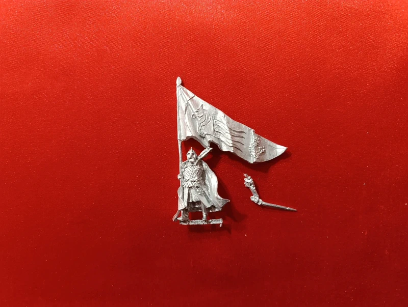 LOTR - Rohan Standard Bearer