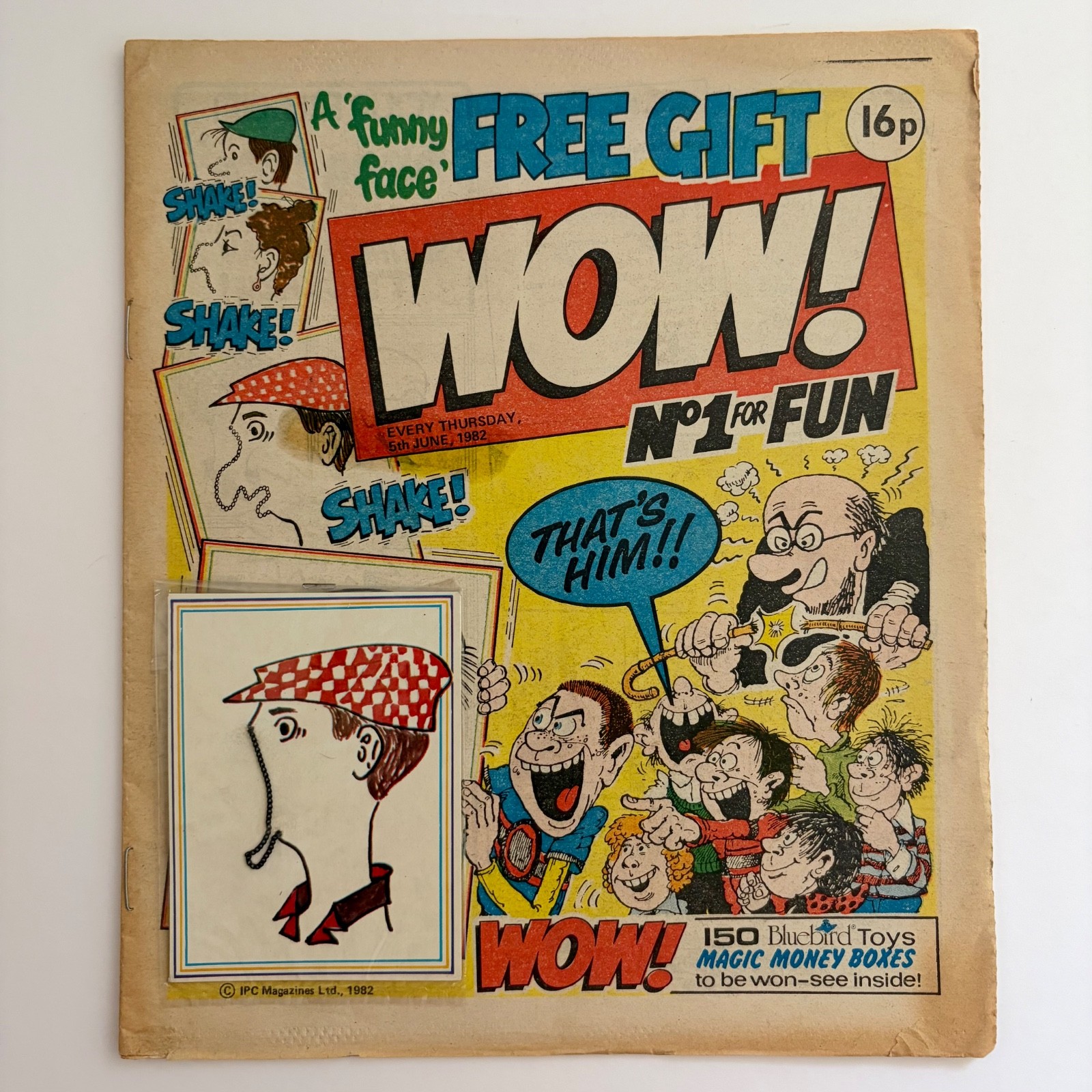 WOW! Comic - Issue 1 - 1982 - IPC British Weekly Comic With Free Gift - 2