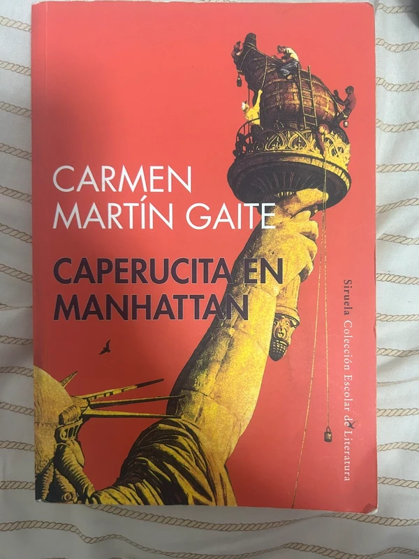 Libro Caperucita en Manhattan