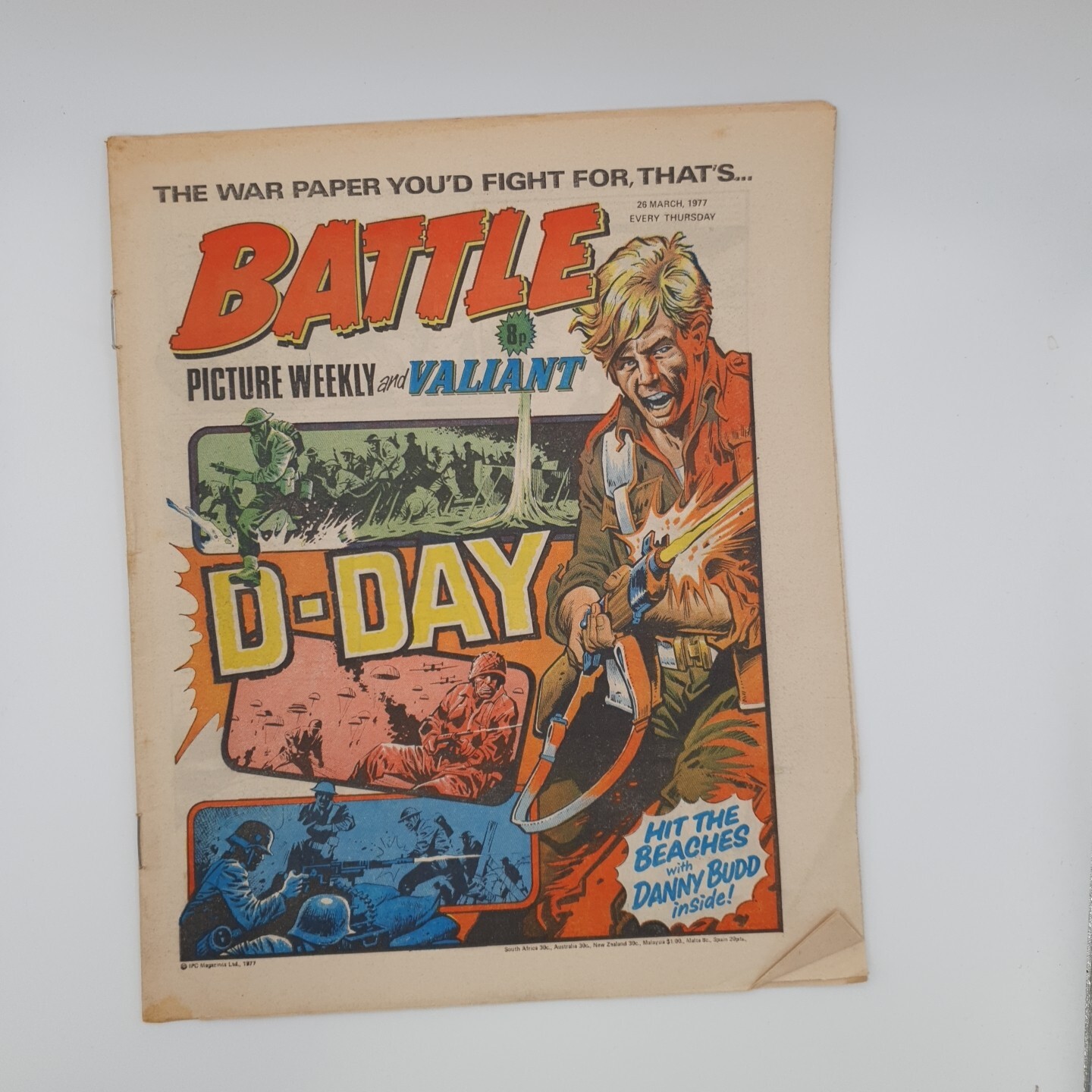 Vintage BATTLE And VALIANT Comic 26th March 1977 IPC Magazines Ltd. 