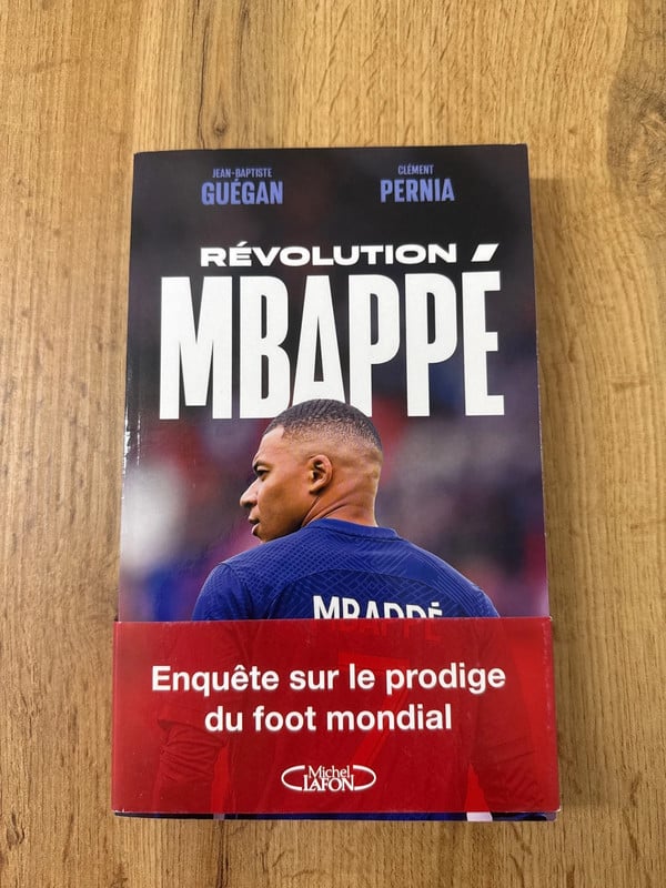 Livre révolution MBappé