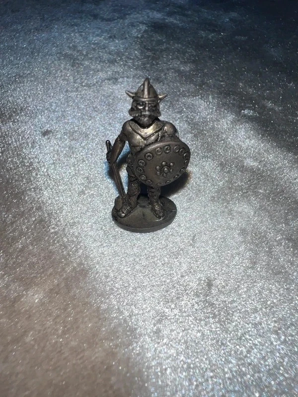 Alte Ü-Ei Figur Ferrero Wikinger / Krieger / Ritter Metall A5 Vintage 1984