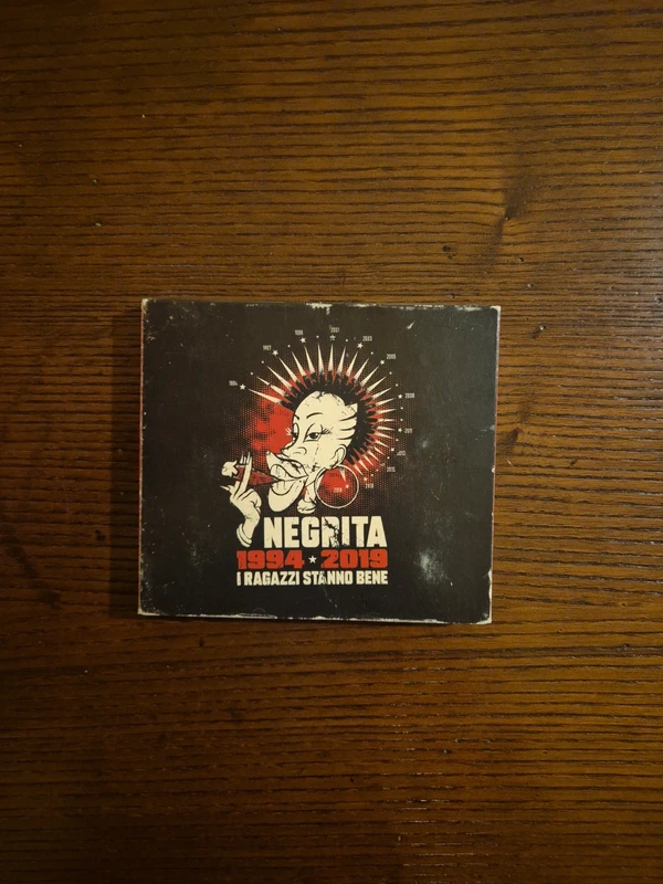 Set doppio CD dei negrita "i ragazzi stanno bene 1994-2019"