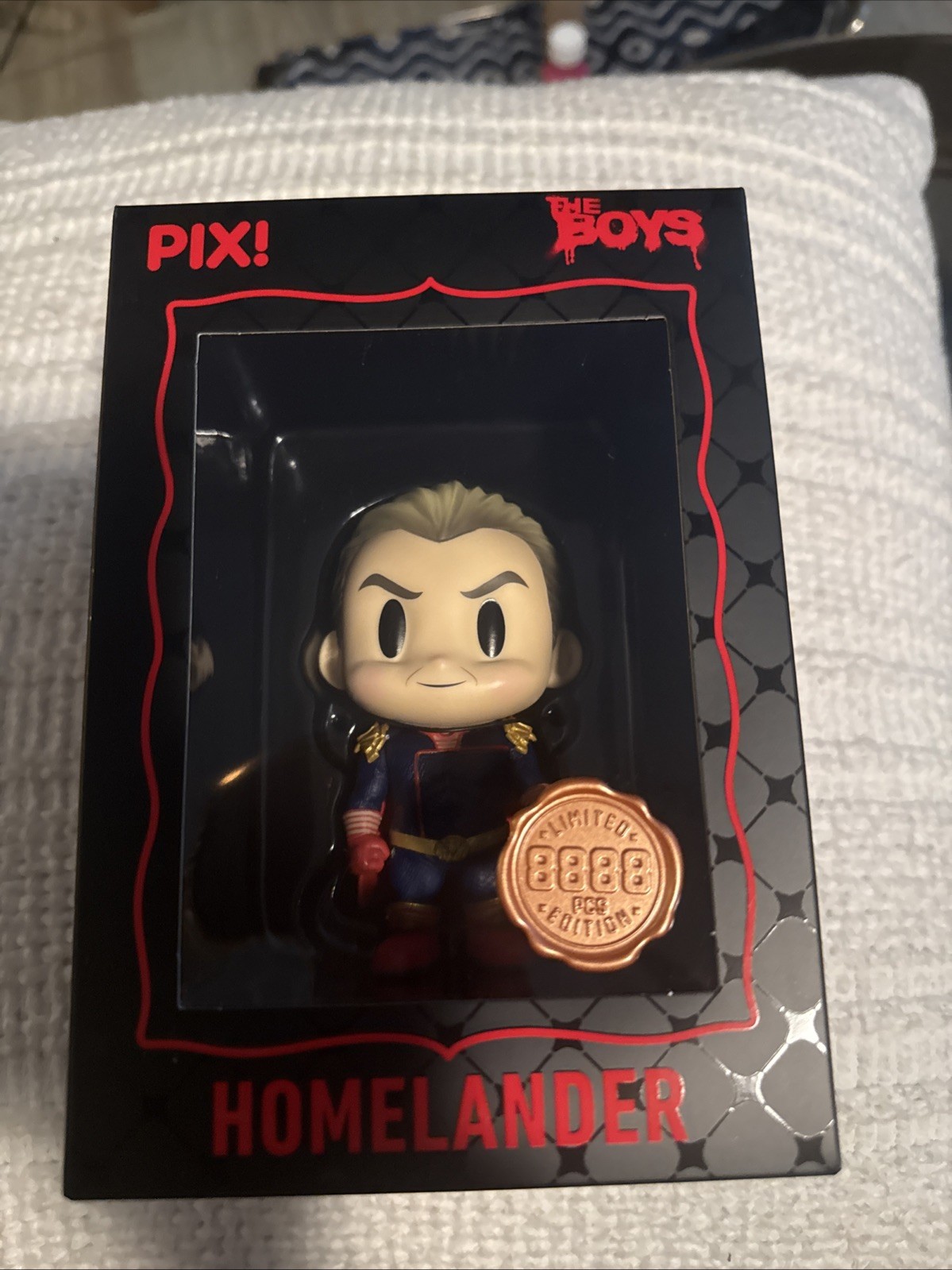 The Boys Homelander Pix! Figurina in vinile HERO Thrilljoy confermata nuova