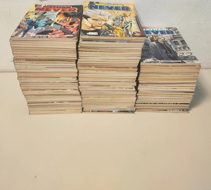 Fumetti Primi 100 Numeri della Serie Fantascientifica Nathan Never Anni '90