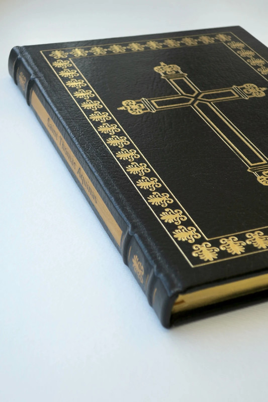 Saint Thomas Aquinas: Selections from His Works (Easton Press, 1995)