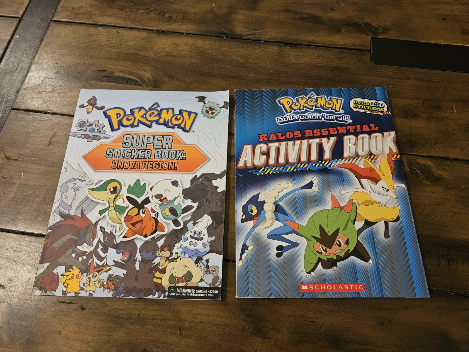 Pokemon Gotta Catch'em All Kalos libro attività essenziale più libro super adesivo