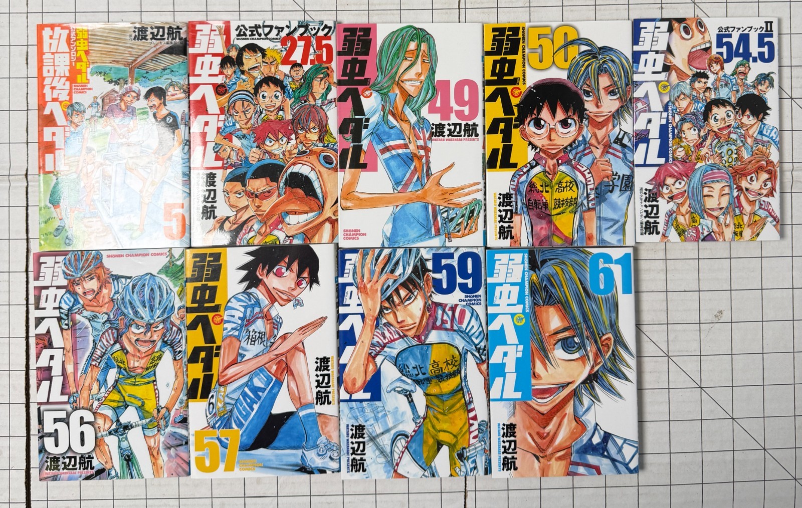 Yowamushi Pedal Manga lotto di 9 vol. 49 50 56 57 59 61 e libri a ventaglio giapponese