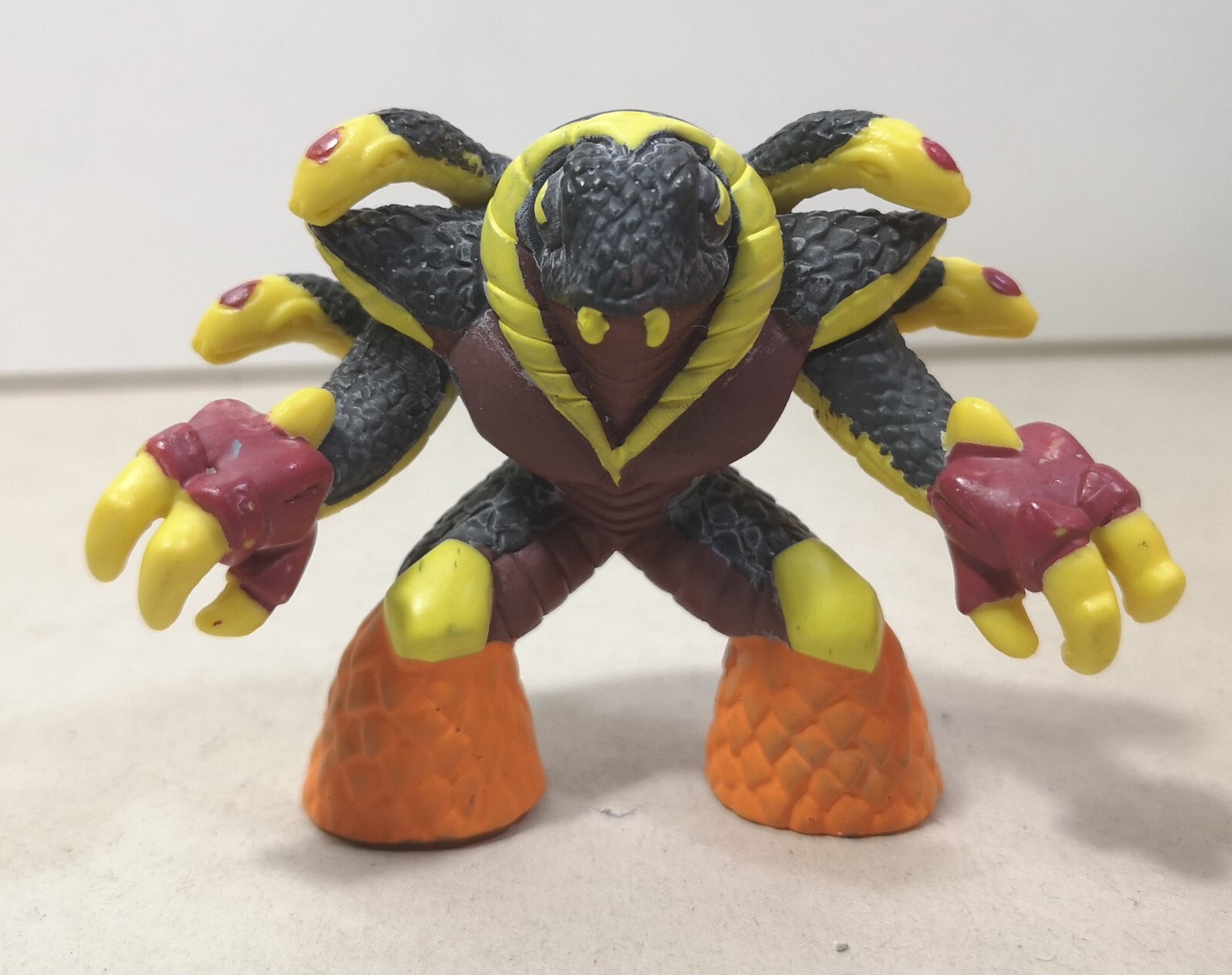 77999 Action Figure - GORMITI - Popolo del Vulcano - Magmaserp il Viscido