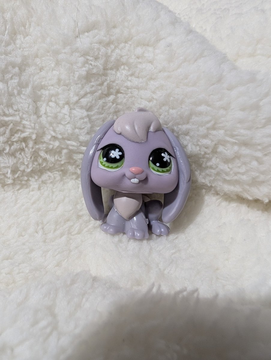 RABBIT #648 - Authentic Littlest Pet Shop - Hasbro LPS