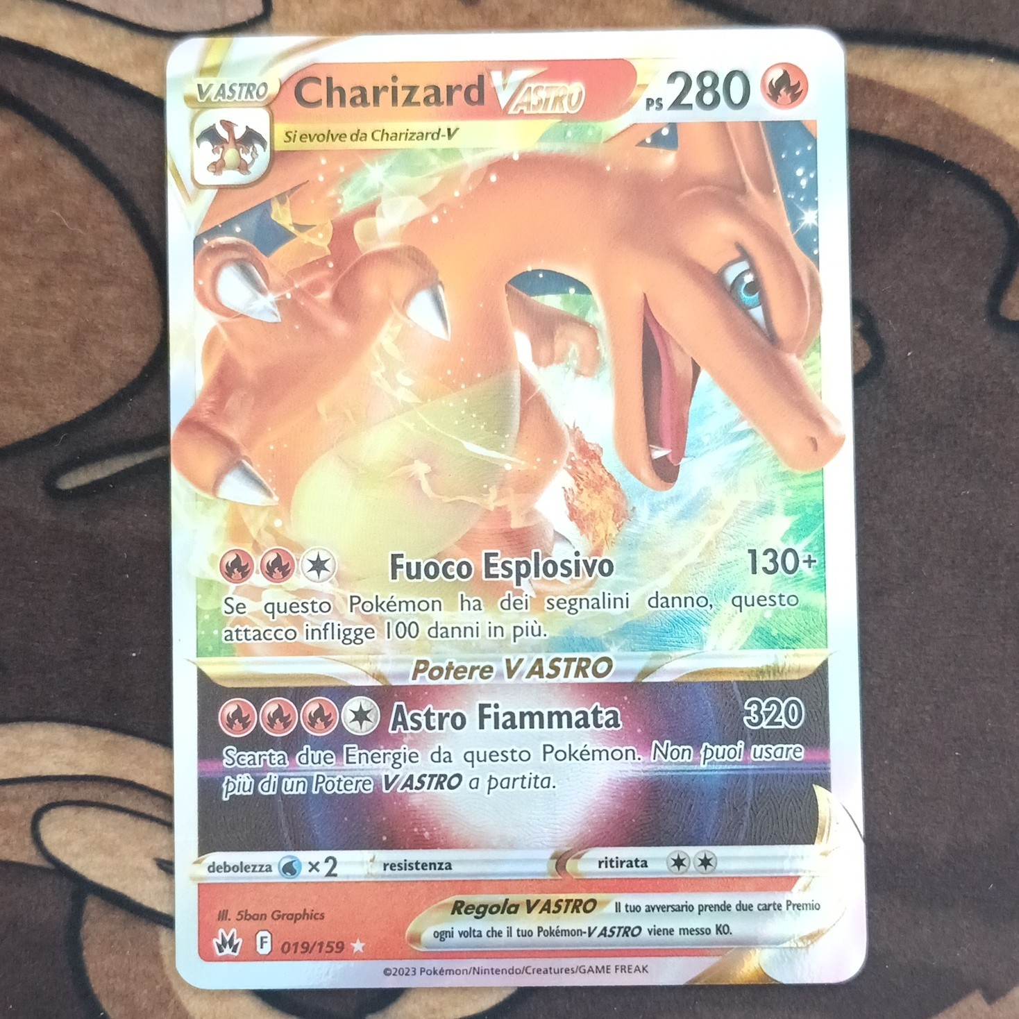 Charizard VASTRO 019/159 ITA Carta Pokémon Olografico 2023