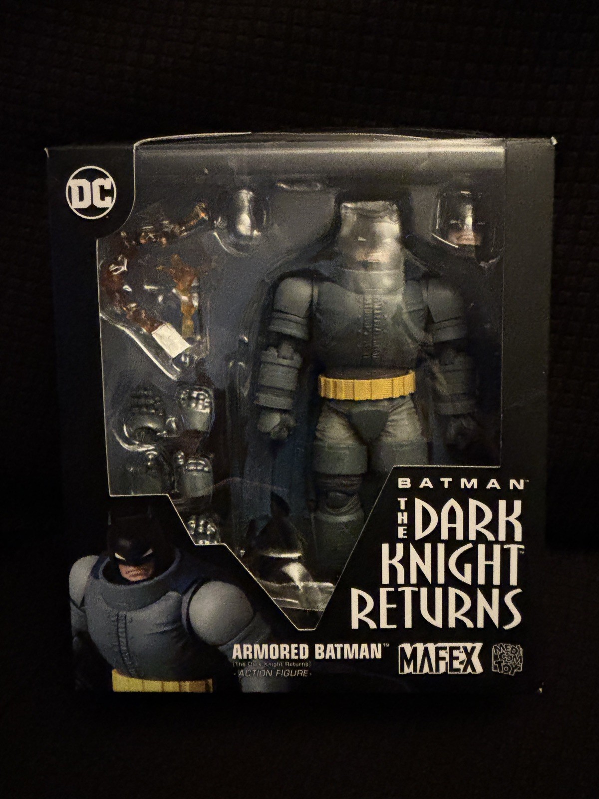 MAFEX No.146 ARMORED BATMAN The Dark Knight Returns USA SELLER authentic
