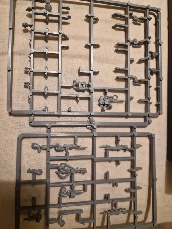 Bits Astra Militarum