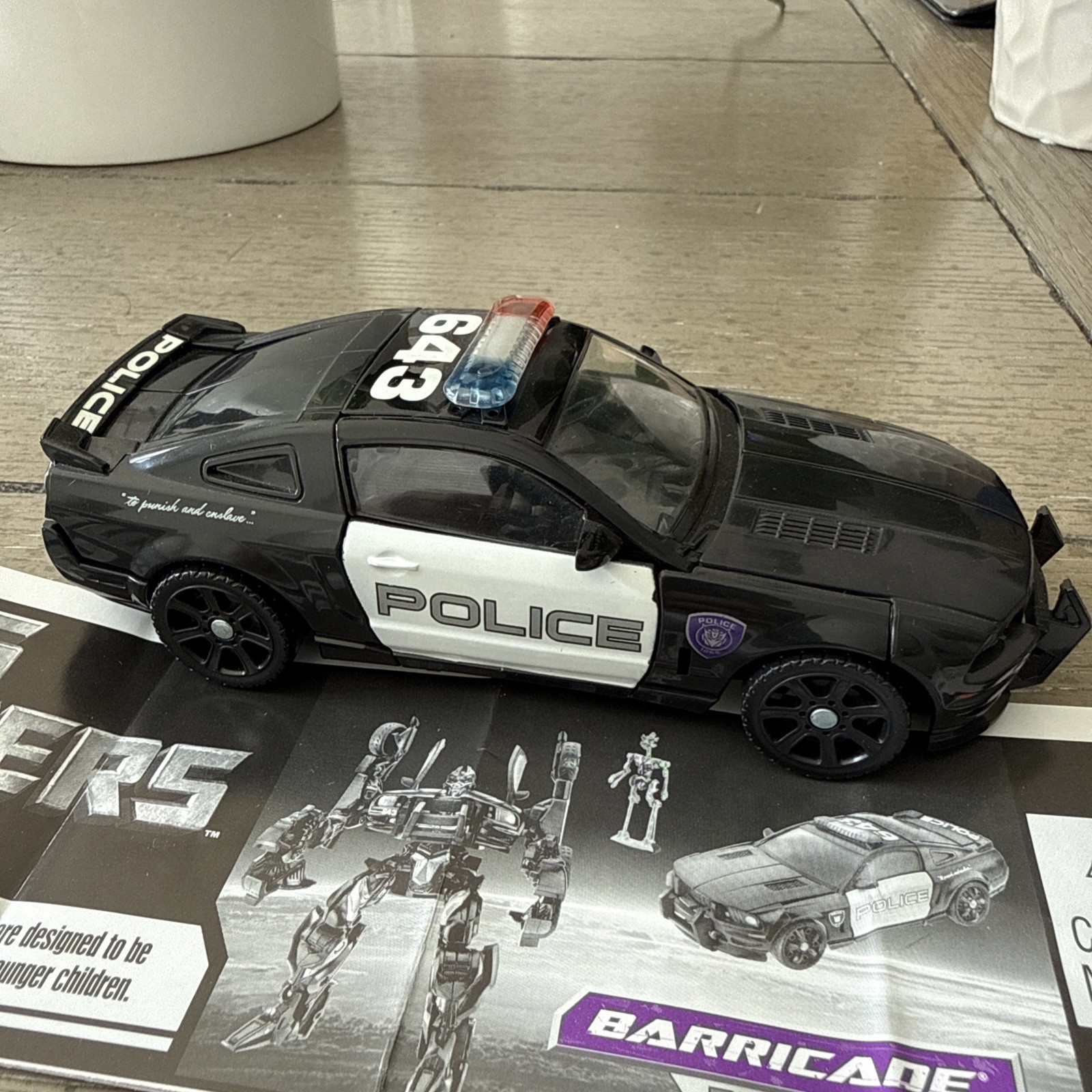 Hasbro Transformers Movie 2007 Deluxe Class Barricade - Figure Only