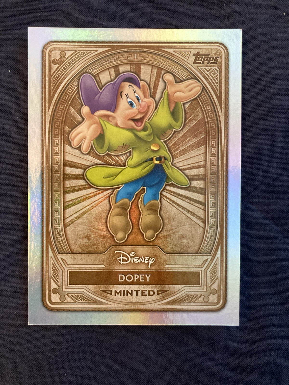 2025 Topps Disney #40 Dopey come nuovo