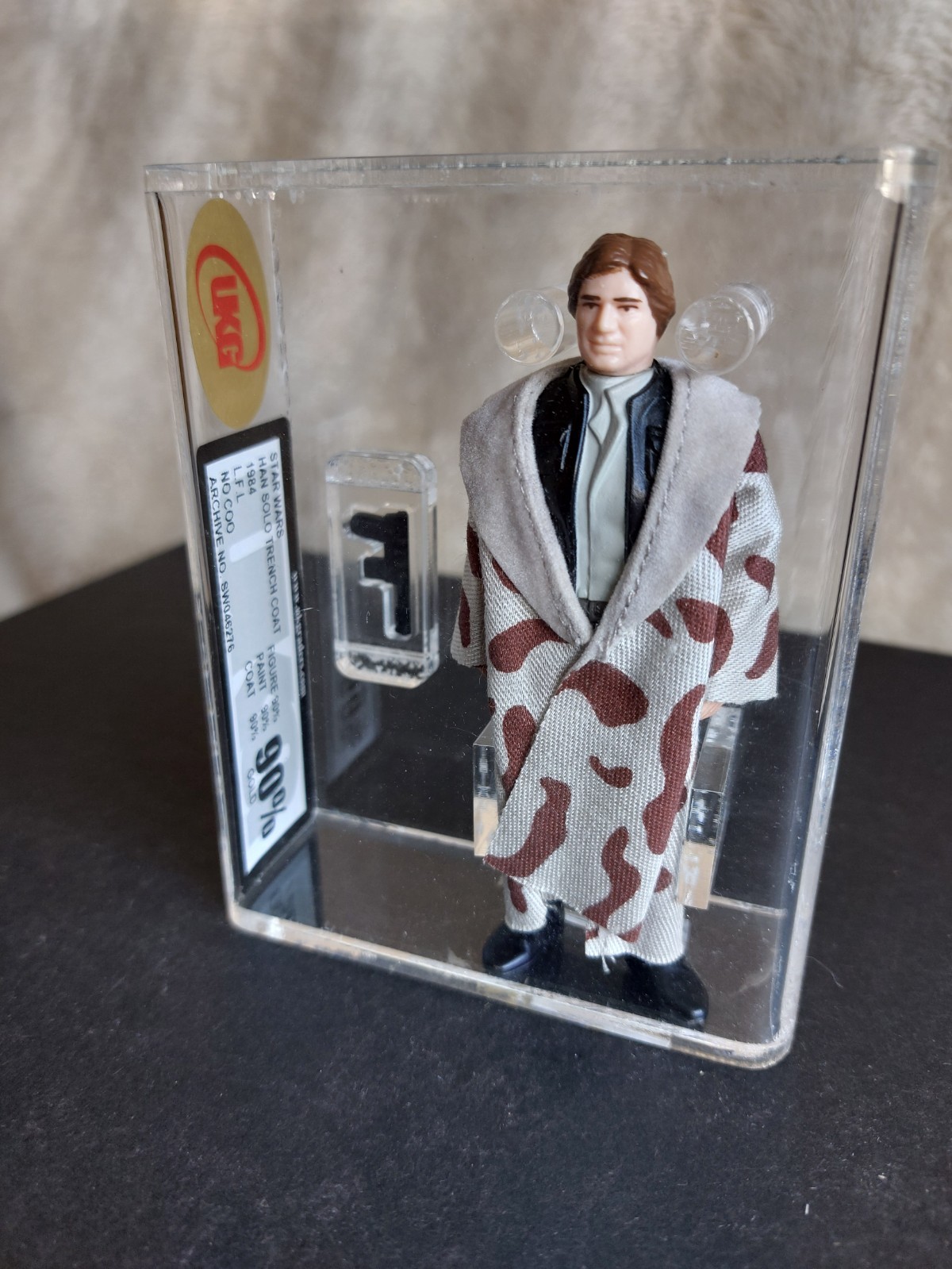 GRADED VINTAGE STAR WARS  UKG not AFA 90% - HAN SOLO TRENCH COAT - NO COO