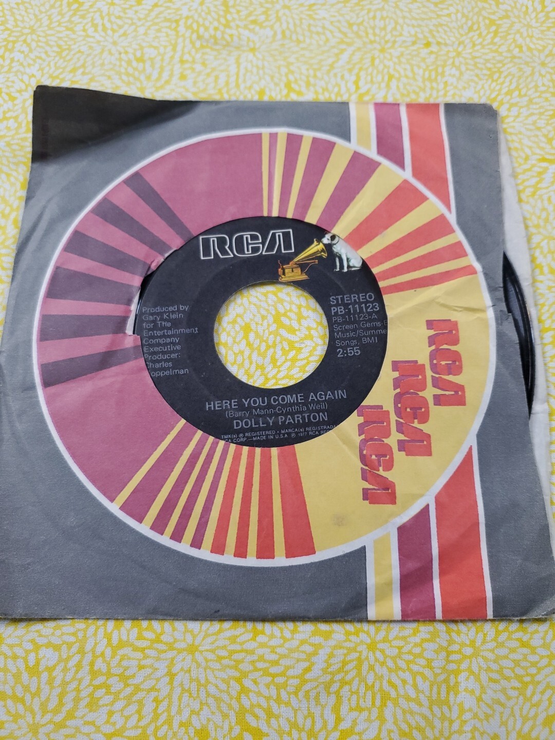 Dolly Parton - Here You Come Again / Me And Little Andy - RCA VG F186