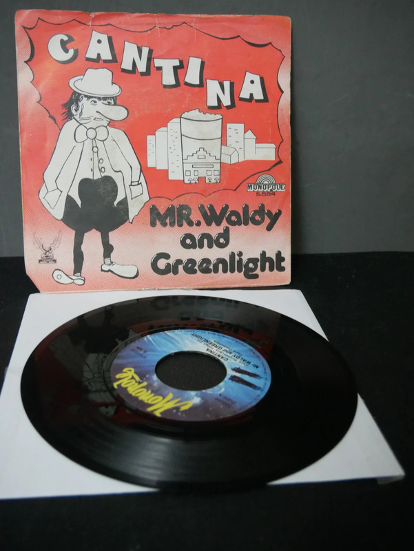 Mr. Waldy And Greenlight – Cantina